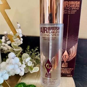 Charlotte Tilbury Airbrush Flawless Setting Spray - Gold